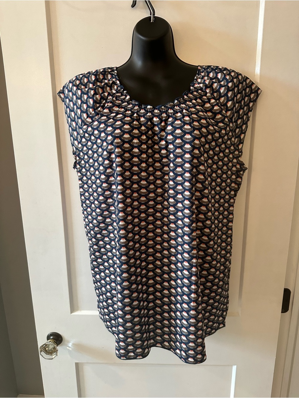 GAP XXL Navy and White Scallop-Print Cap Sleeve Top